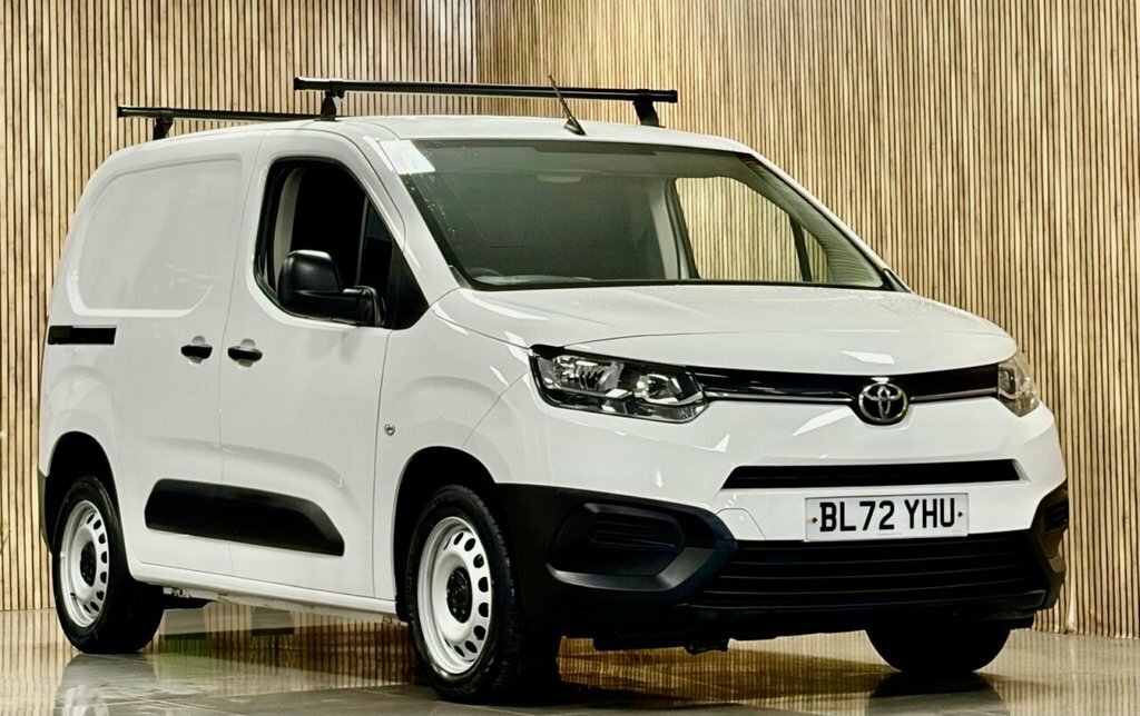 Toyota Proace City 1.5L Active White
