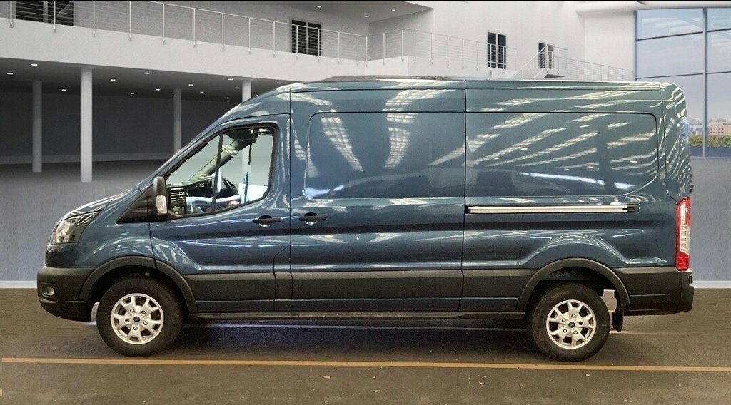 Ford Transit Custom Mpv YM73FYN Blue #2