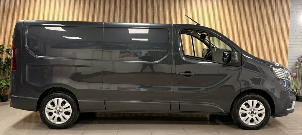 Renault Trafic 2L Extra MD74AWZ Grey #2