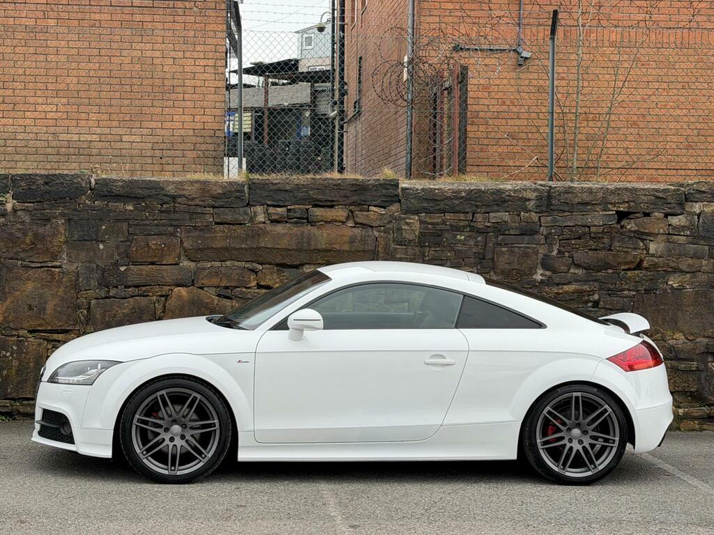 Audi TT 2.0 Tfsi Black Edition Coupe WN12VMR White #4