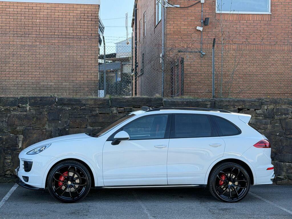 Porsche Cayenne 3.0 Td V6 Tiptronics 4Wd Euro 6 S S White #4