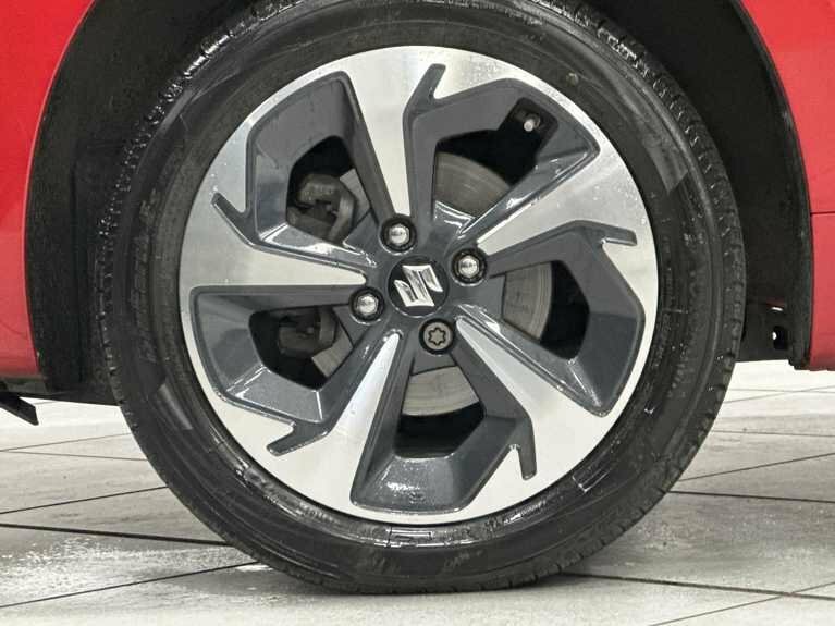 Suzuki Swift 1.2 Mild Hybrid Ultra Allgrip NK24VXE #4