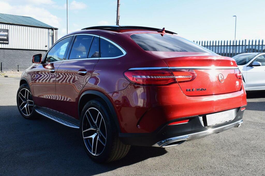 Mercedes-Benz GLE Coupe Suv 3.0 Gle350d V6 Amg Line Premium Plus Coupe G Red #4