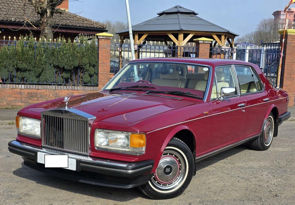 Rolls-Royce Silver Spirit 6.8 II 1990 Red