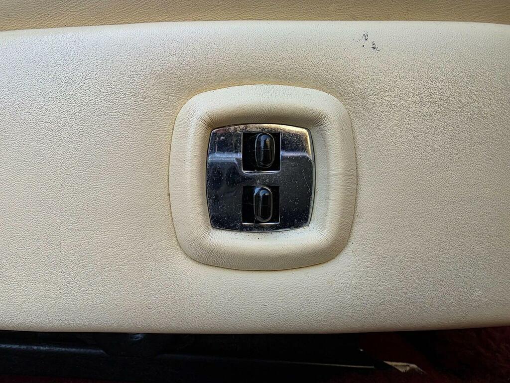 Rolls-Royce Silver Spirit II 4dr Auto Red #38