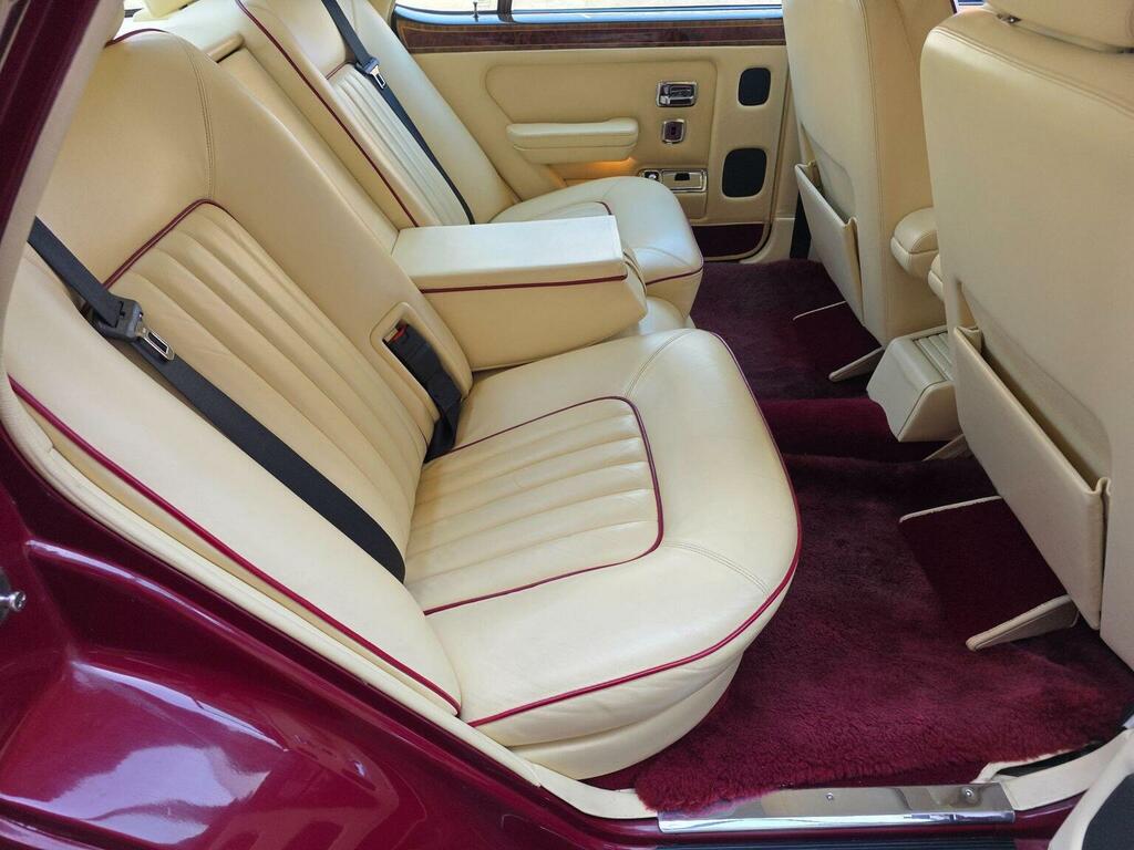 Rolls-Royce Silver Spirit II 4dr Auto Red #24