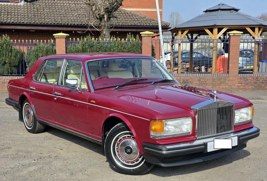 Rolls-Royce Silver Spirit 6.8 II 1990 Red #2