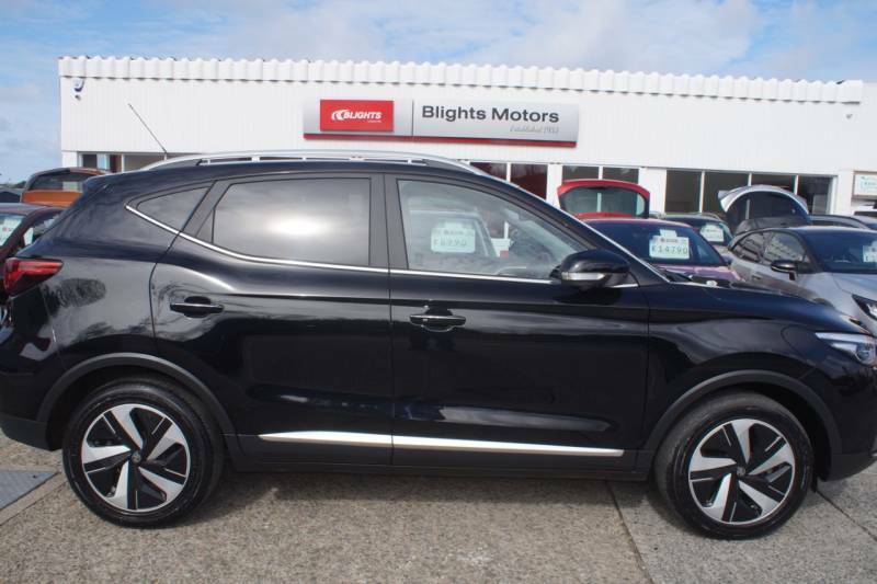 MG ZS 130Kw Trophy Connect Ev 51Kwh - 2024 24 Black #2