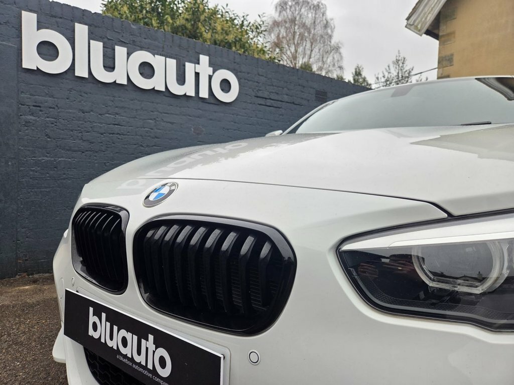 BMW 1 Series 1.5L M Sport Shadow Edition White #5