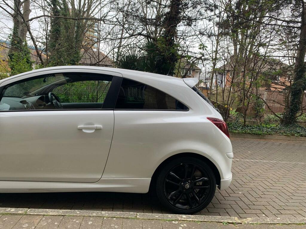 Vauxhall Corsa 1.2 16V Limited Edition Euro 5 201414 GM14SZK White #6