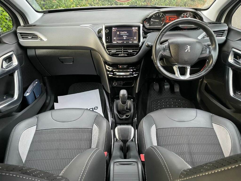 Peugeot 2008 1.5 Bluehdi 100 Allure 5 Speed White #4