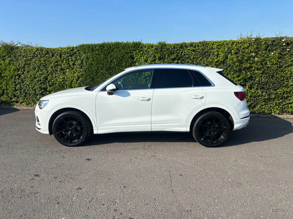 Audi Q3 35 Tdi Sport S Tronic BK21CZD White #3