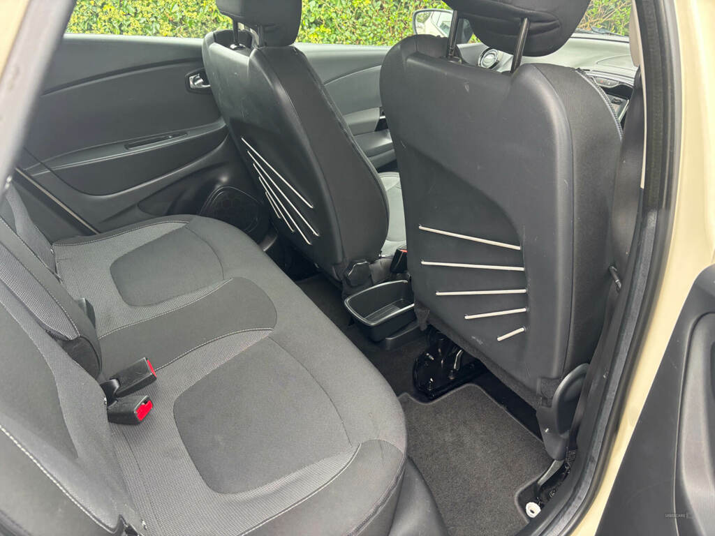 Renault Captur 1.5 Dci 90 Dynamique Medianav Energy WFZ2961 Black #4