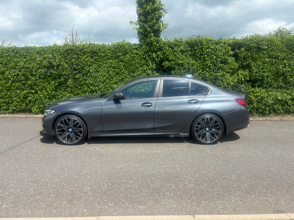BMW 3 Series 320D Mht Se Step LL70YWB Grey #4