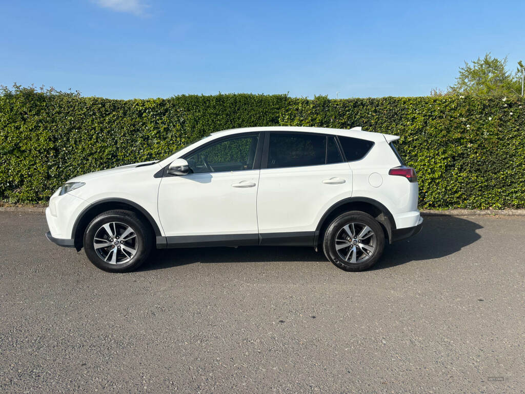 Toyota Rav 4 2.0 D-4d Business Edition Tss 2Wd SG17AHX White #3