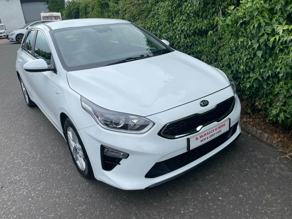 Kia Ceed 1.6 Crdi 48V Isg 2 White