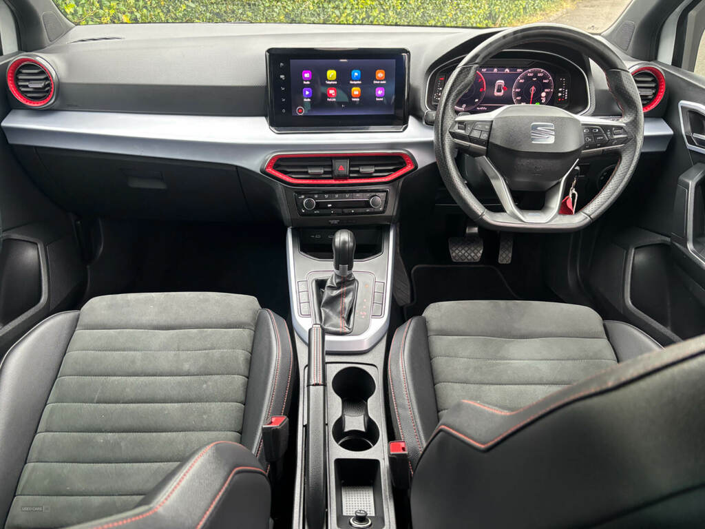 Seat Arona 1.0 Tsi 115 Fr Sport Dsg HSZ9042 White #4
