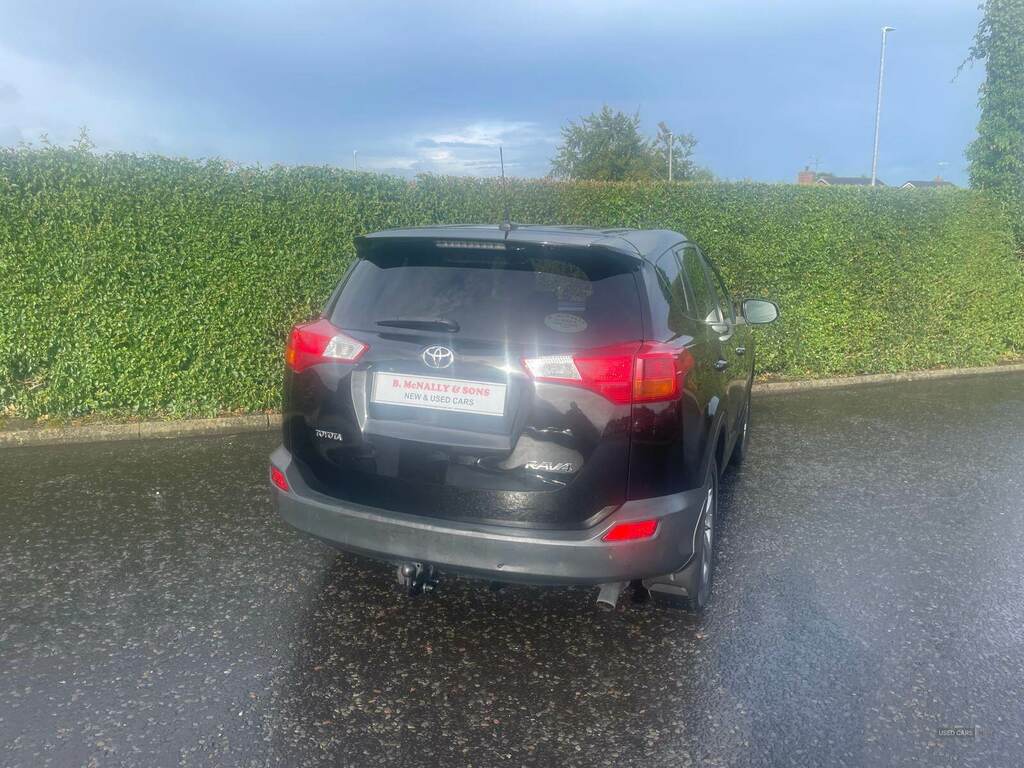 Toyota Rav 4 2.0 D-4d Business Edition 2Wd XNZ2614 Black #4