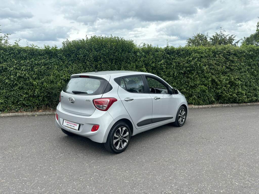 Hyundai I10 1.2 Premium Se DGZ9172 Silver #2