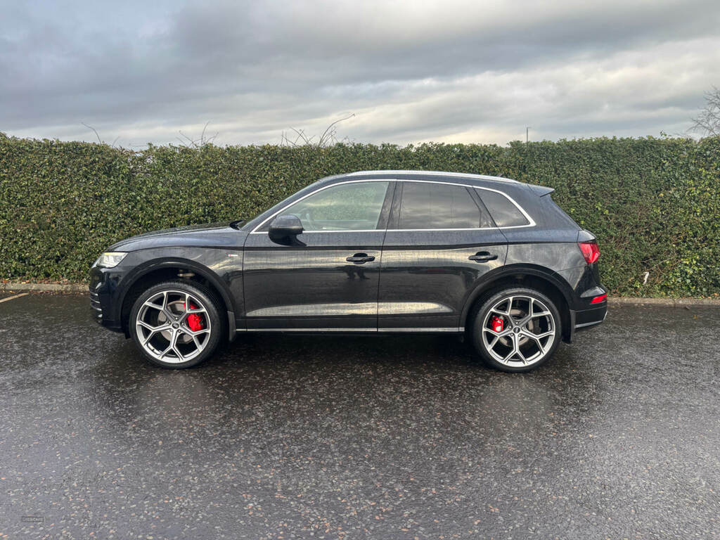 Audi Q5 40 Tdi Quattro S Line S Tronic GL69WCX Black #3