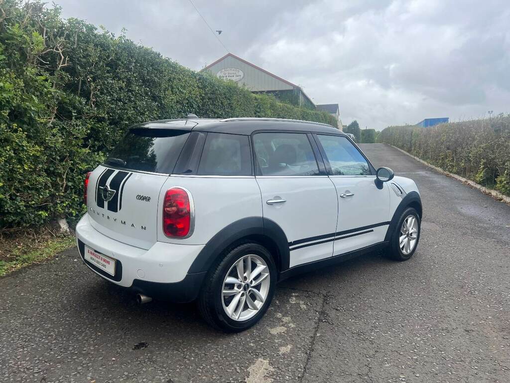 Mini Countryman 1.6 Cooper AV63FAU White #2