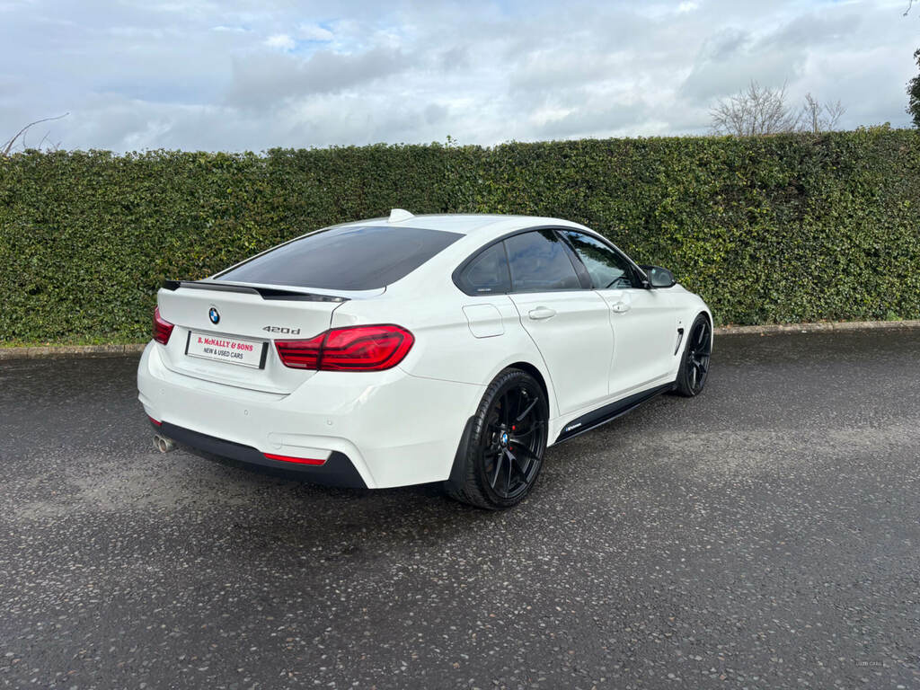 BMW 4 Series 420D 190 M Sport Professional Media YR68WWY White #2
