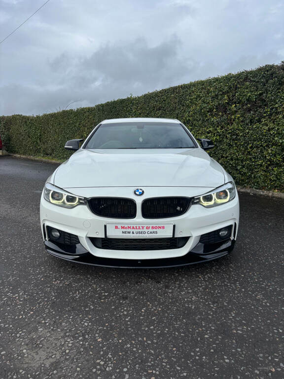 BMW 4 Series 420D 190 M Sport Professional Media YR68WWY White #4