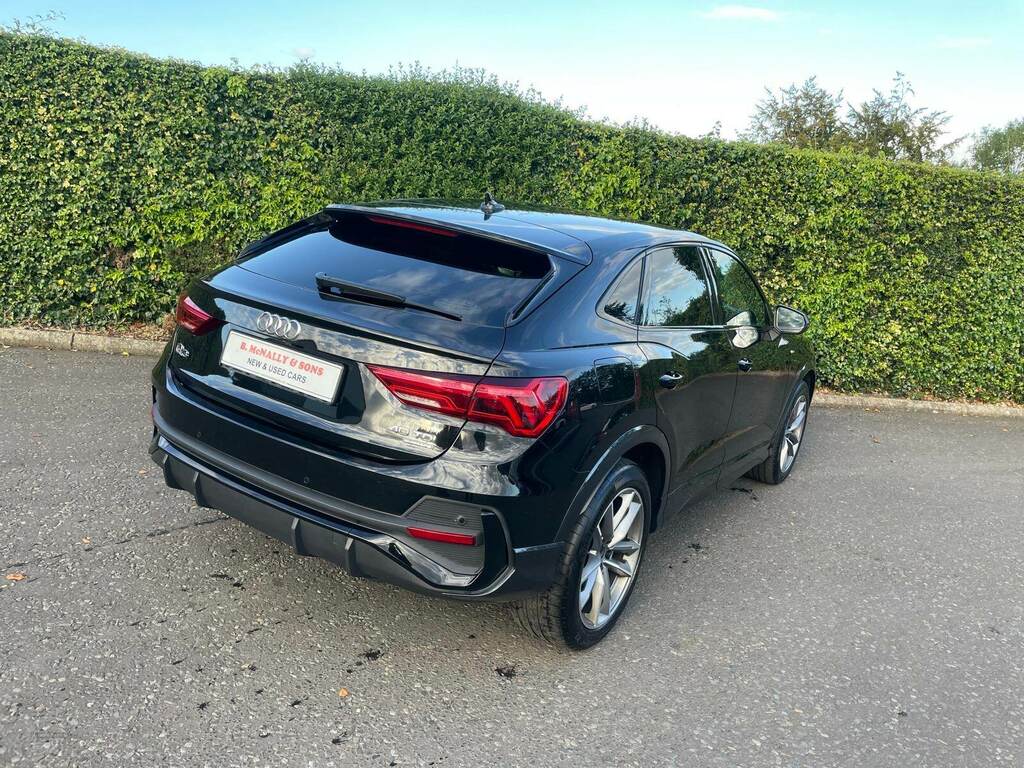 Audi Q3 40 Tdi 200 Quattro Black Edition S Tronic YL22LXU Black #2