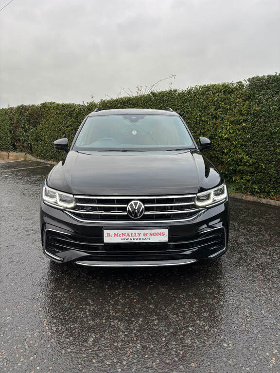 Volkswagen Tiguan 2.0 Tdi R-line Dsg YHZ9167 Black #3