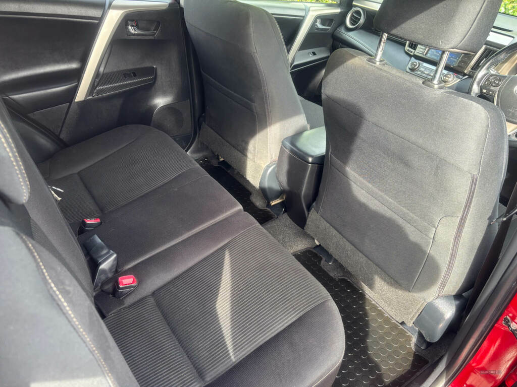 Toyota Rav 4 2.0 D-4d Icon FP15LHV Red #5