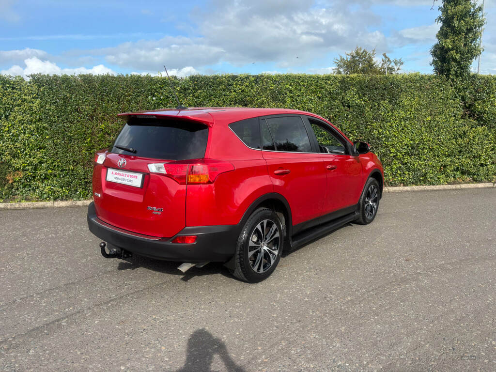 Toyota Rav 4 2.0 D-4d Icon FP15LHV Red #2