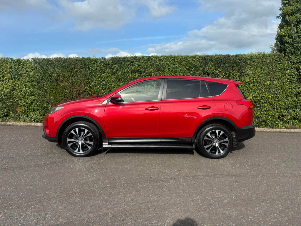 Toyota Rav 4 2.0 D-4d Icon FP15LHV Red #3