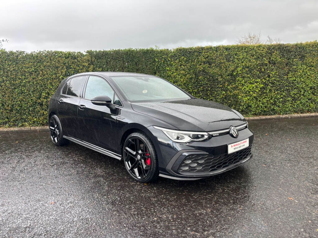 Volkswagen Golf 2.0 Tdi 200 Gtd Dsg Black