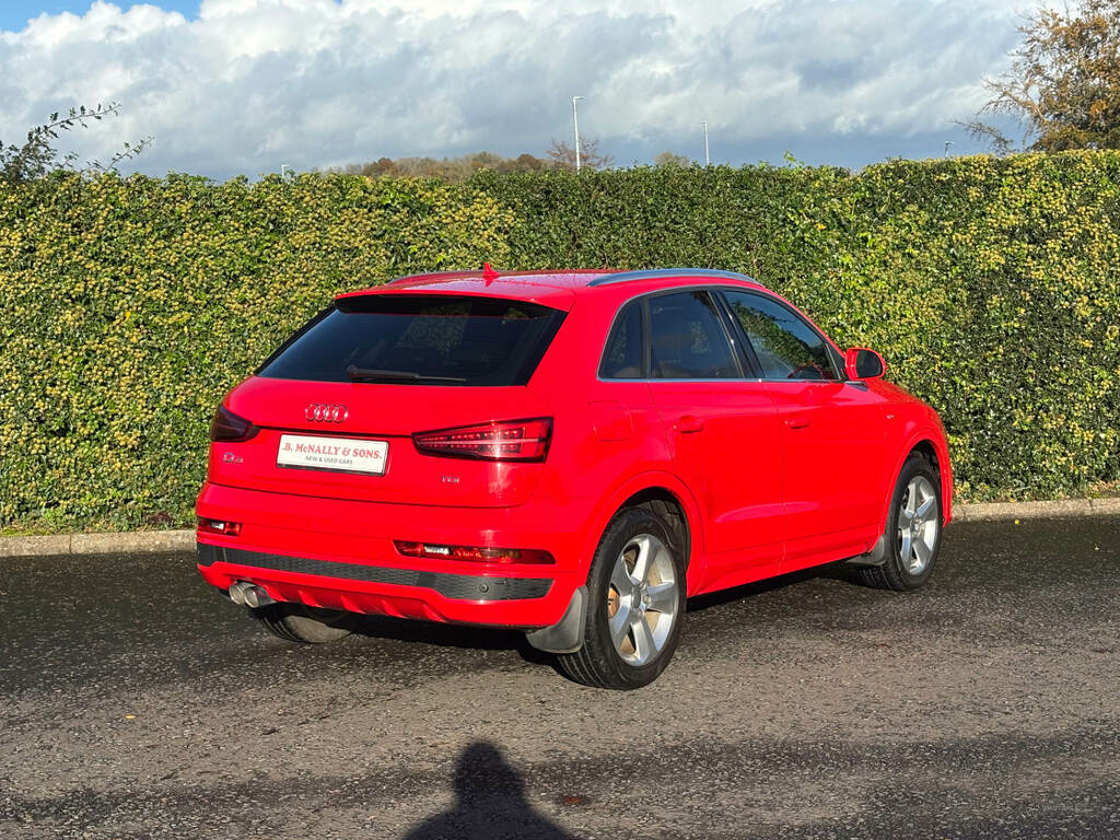 Audi Q3 2.0 Tdi S Line HHZ151 Red #4