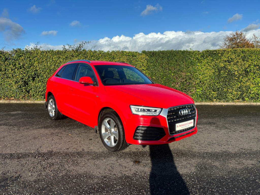 Audi Q3 2.0 Tdi S Line Red
