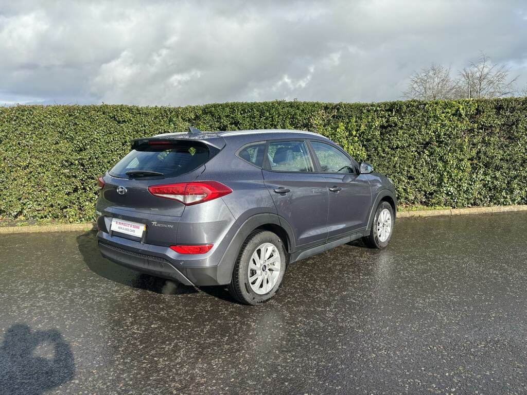 Hyundai Tucson 1.7 Crdi Blue Drive Se 2Wd Grey #3