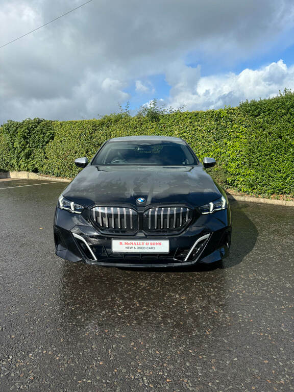 BMW 5 Series 520I M Sport Black #2