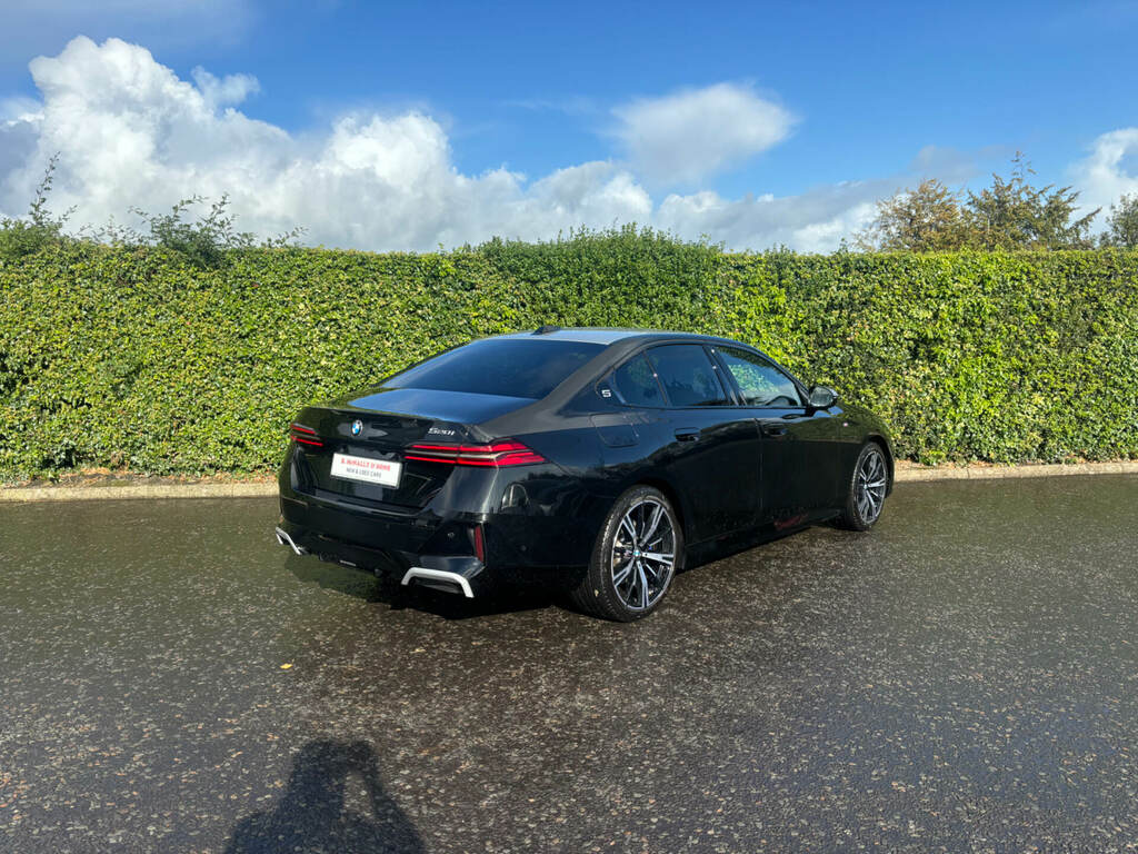 BMW 5 Series 520I M Sport Black #3