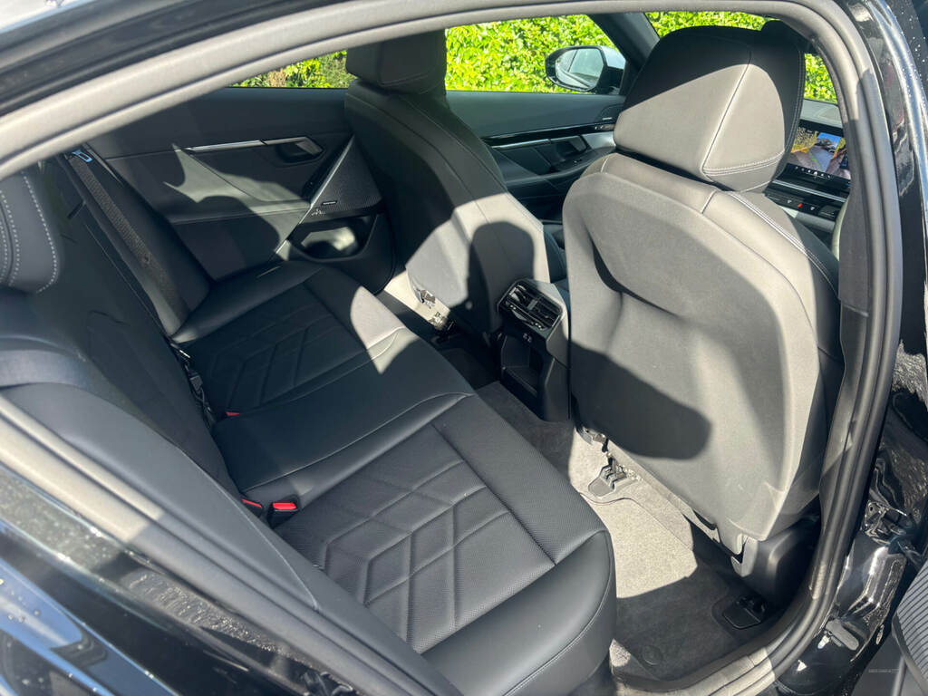BMW 5 Series 520I M Sport Black #5