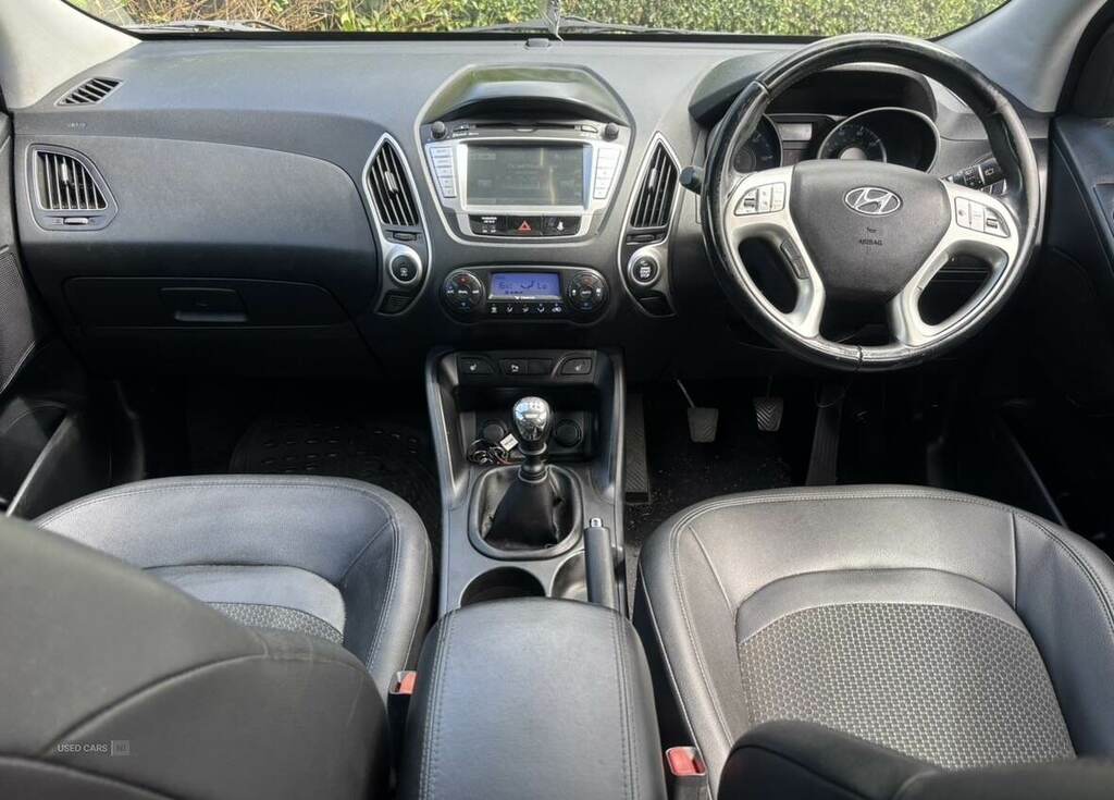 Hyundai Ix35 1.7 Crdi Premium 2Wd TNZ1619 Grey #5