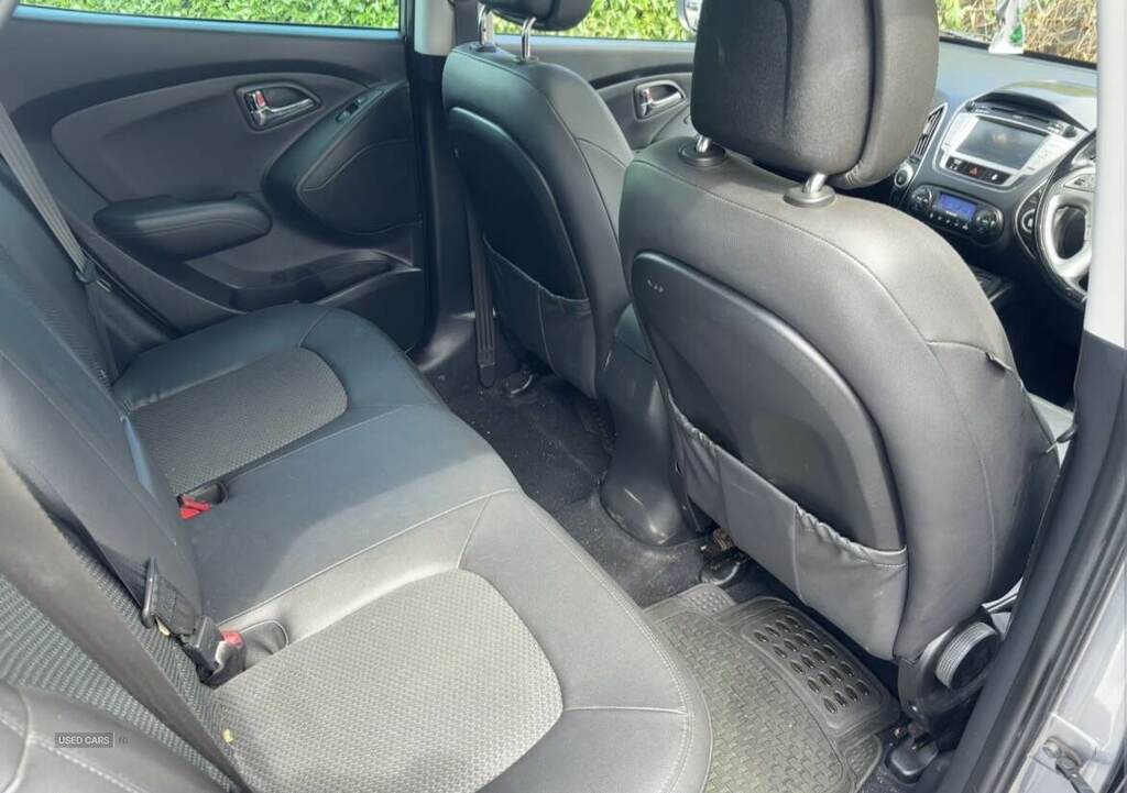Hyundai Ix35 1.7 Crdi Premium 2Wd TNZ1619 Grey #6
