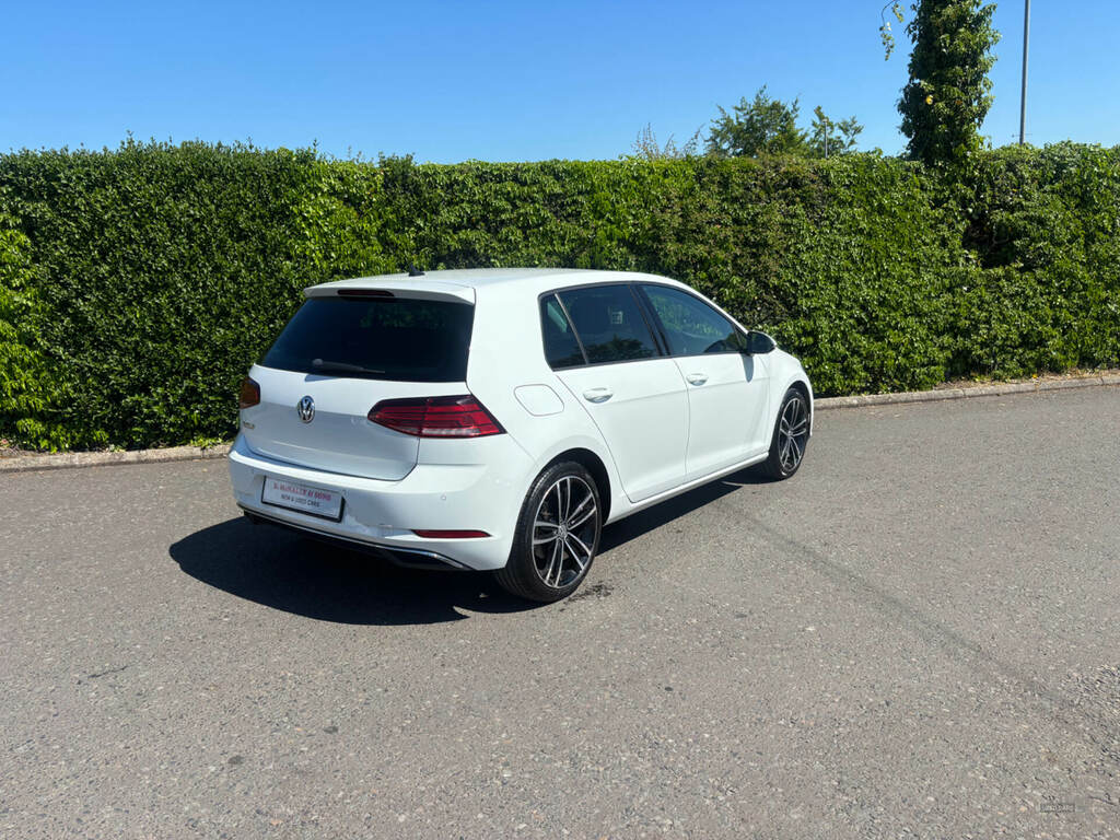 Volkswagen Golf 1.6 Tdi Match OGZ8334 White #2
