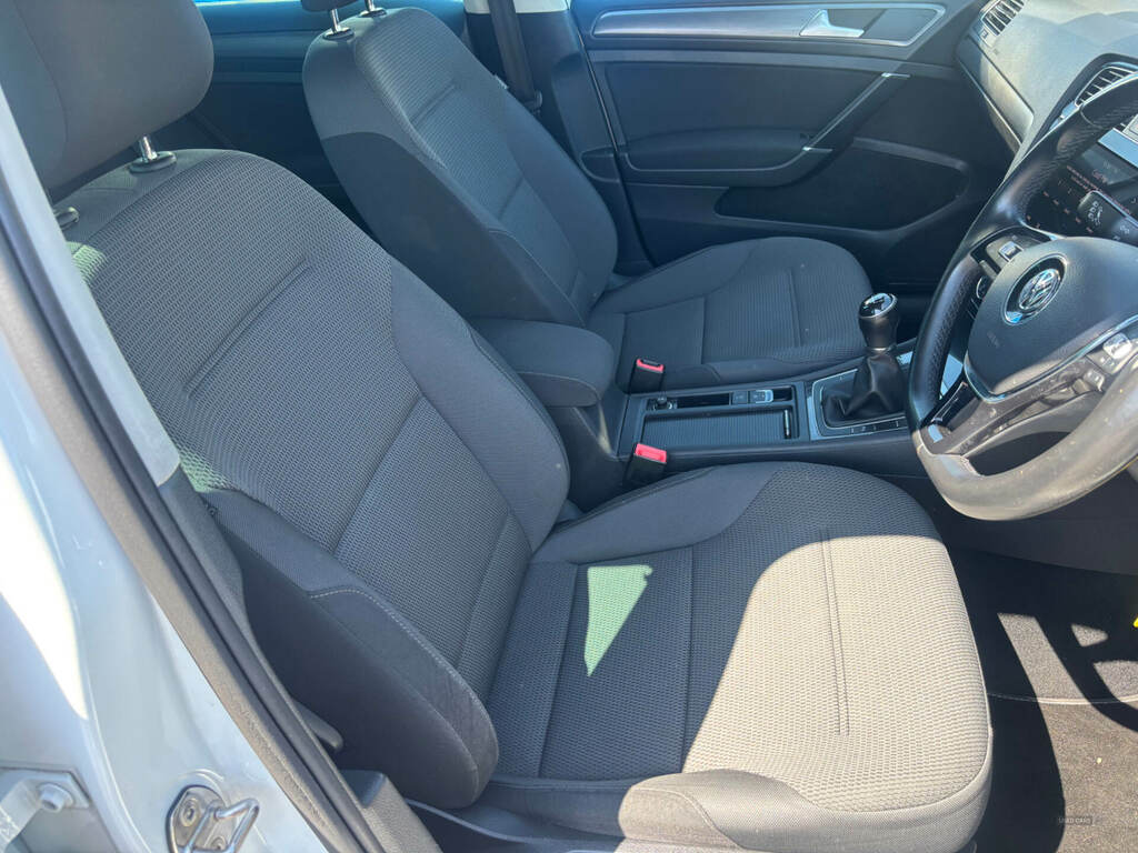 Volkswagen Golf 1.6 Tdi Match OGZ8334 White #5
