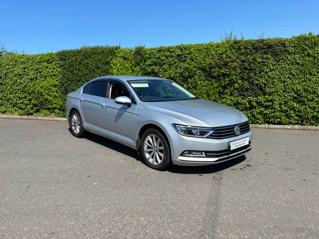 Volkswagen Passat 2.0 Tdi Se Business Dsg Silver