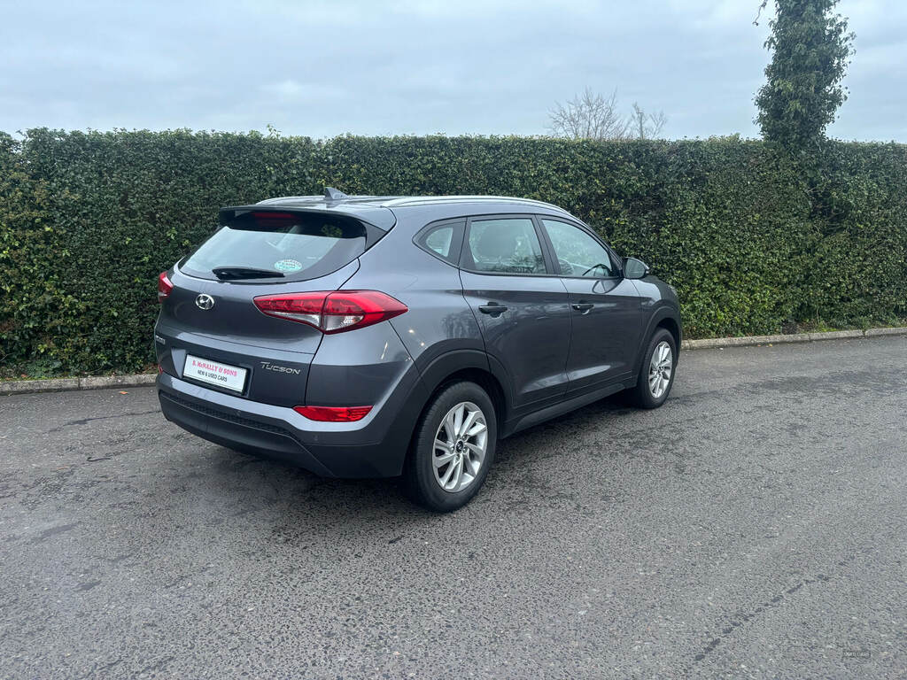 Hyundai Tucson 1.6 Gdi Blue Drive Se Nav 2Wd HGZ9285 Grey #2