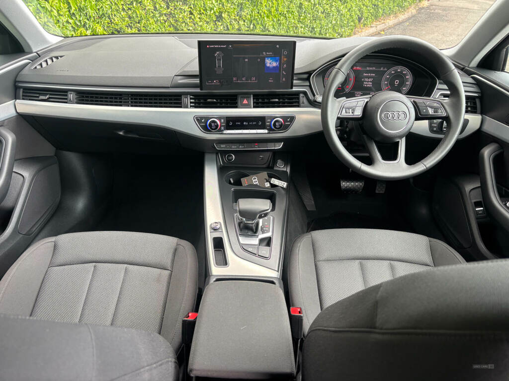 Audi A4 35 Tdi Technik S Tronic Black #5