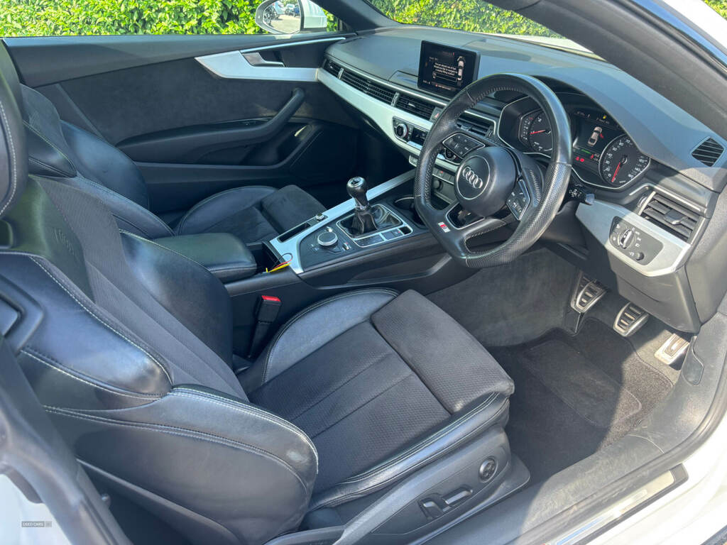 Audi A5 2.0 Tdi S Line SM67LNP White #4