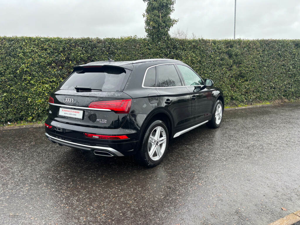 Audi Q5 S Line 40 Tdi Mhev Qua HG72CYA Black #2