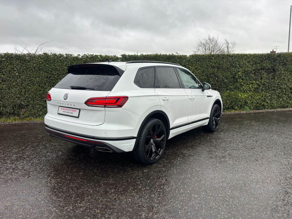 Volkswagen Touareg 3.0 V6 Tdi 4Motion Sel Tip DHZ22 White #5