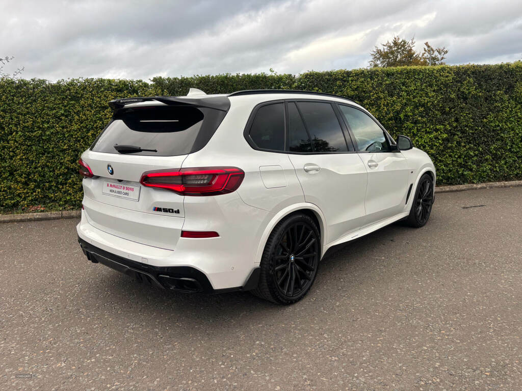 BMW X5 Xdrive30d M Sport KDZ575 White #2